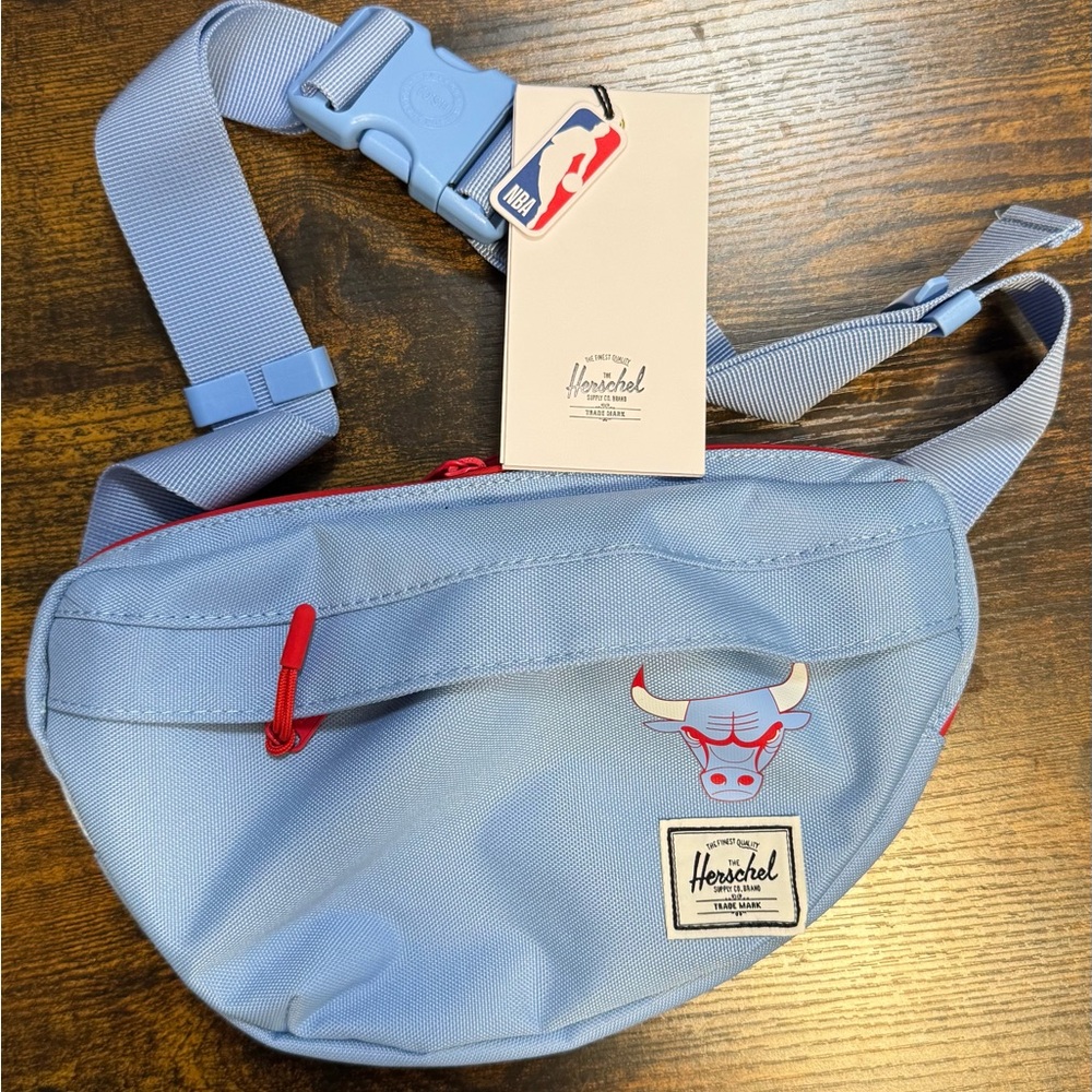 Herschel x NBA Chicago Bulls Sidebag